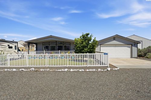 207 Airport Way Sw, Mattawa, WA, 99349-1973 | Card Image