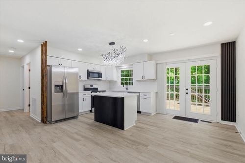 6501 Plantation Forest Dr, SPOTSYLVANIA, VA, 22553-7601 | Card Image