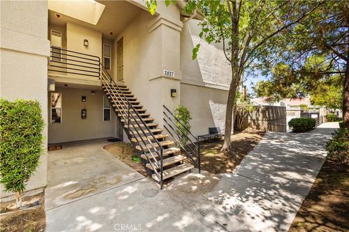 211-2827 W Avenue F12, Lancaster, CA, 93534-7510 | Card Image