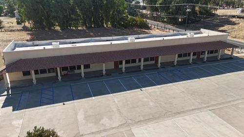 27525 Avenue 146, Porterville, CA, 93257-9105 | Card Image