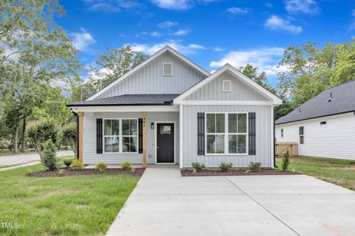 401 N Raiford St, Selma, NC, 27576-2816 | Card Image