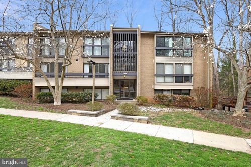 10301f-2112 Green Watch Way, RESTON, VA, 20191-2423 | Card Image