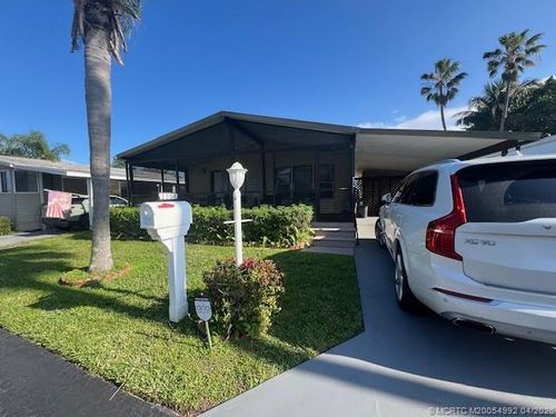 3304 Lake Overlook Pl, Lantana, FL, 33462-7203 | Card Image