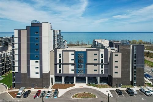 309-16 Concord Pl, Grimsby, ON, L3M0J1 | Card Image