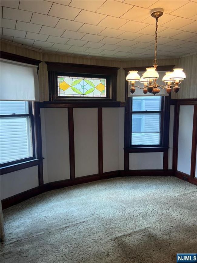 78 1 St St, Home with 4 bedrooms, 2 bathrooms and null parking in Clifton NJ | Image 7