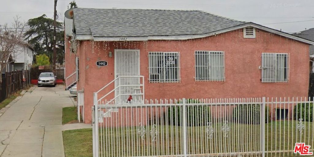 Residential Income in Los Angeles