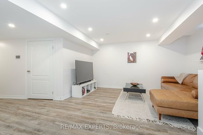 29 Delight Way, House attached with 3 bedrooms, 3 bathrooms and 1 parking in Whitby ON | Image 29