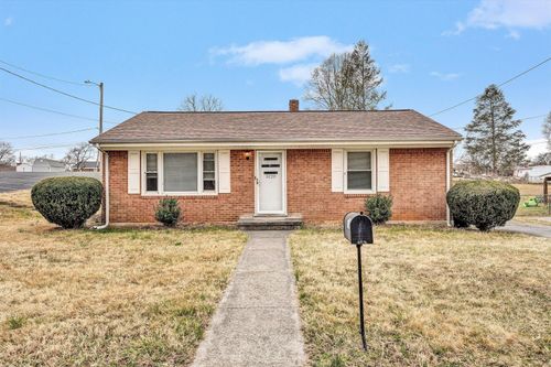 5120 Florist Rd Nw, Roanoke, VA, 24012-1530 | Card Image