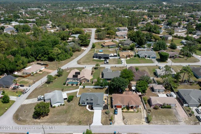 10101 Langan St, House other with 3 bedrooms, 2 bathrooms and null parking in Spring Hill FL | Image 38