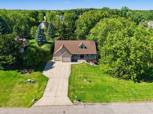 13574 Orchard Ct, Gregory, MI, 48137-9695 | Card Image