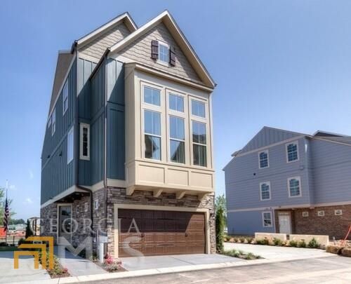 136 Blakemore Dr Se, Smyrna, GA, 30080-1996 | Card Image