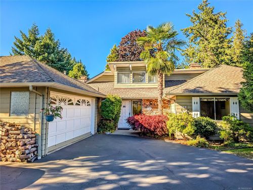 474 Eaglecrest Dr, Qualicum Beach, BC, V9K1E8 | Card Image