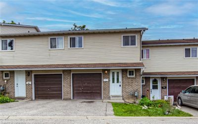 D - 312 Bluevale St N, Townhouse with 4 bedrooms, 1 bathrooms and 2 parking in Waterloo ON | Image 1