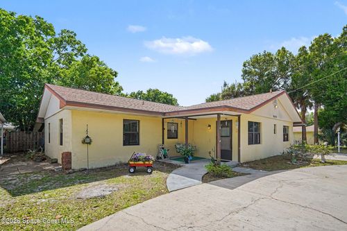 909 Kanawha St, Melbourne, FL, 32901-5254 | Card Image
