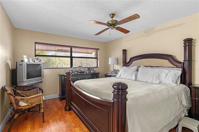 Master Bedroom | Image 14
