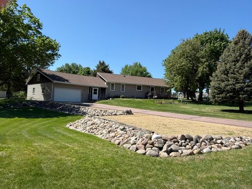 421 Oxford St W, Worthington, MN, 56187-1080 | Card Image