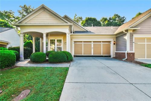 6136 Longleaf Dr, Hoschton, GA, 30548-8239 | Card Image