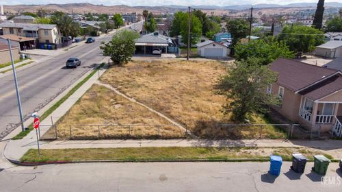 401 Woodrow St, Taft, CA, 93268 | Card Image
