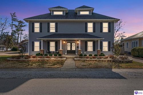 402 Park Ave, Elizabethtown, KY, 42701-1528 | Card Image