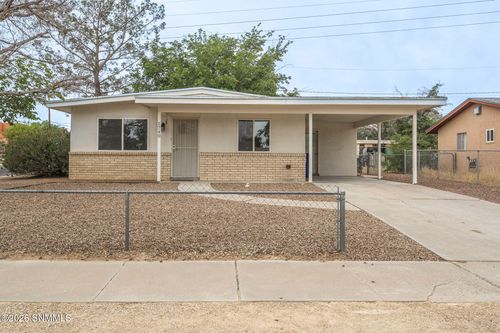 1740 Wade St, Las Cruces, NM, 88001-2118 | Card Image