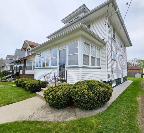 2101 74th Street, Kenosha, WI, 53143 | Card Image