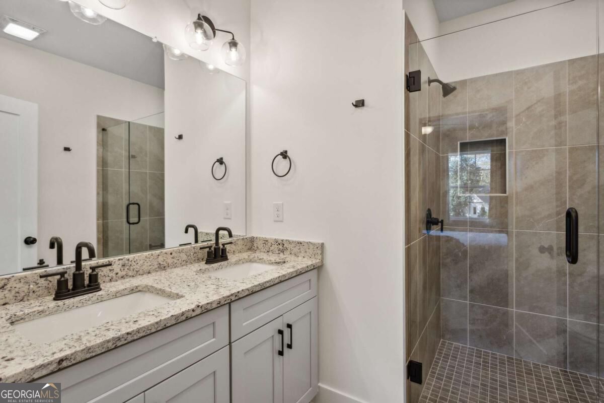 Residential in Atlanta 4