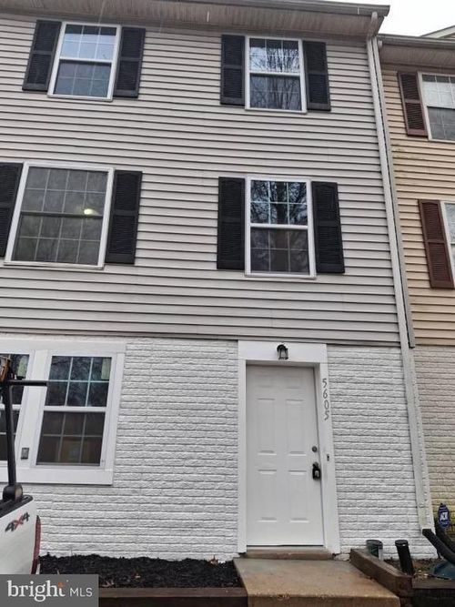 5605 Kolb St, FAIRMOUNT HEIGHTS, MD, 20743-1353 | Card Image