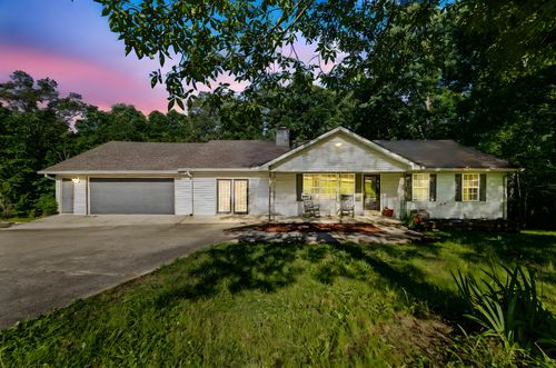 109 Cedar Hill Dr, Waverly, TN, 37185-1326 | Card Image