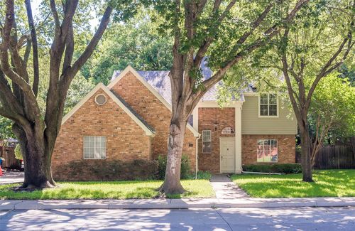 748 Arbor Creek Dr, Desoto, TX, 75115-4674 | Card Image