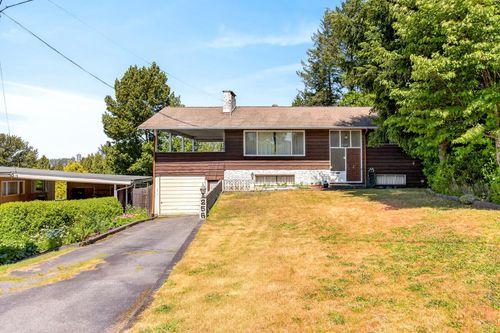 256 Rossmore Crt, Coquitlam, BC, V3K5H3 | Card Image