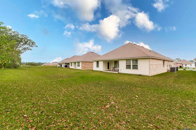 734 Lambot Ave, House other with 4 bedrooms, 2 bathrooms and null parking in Zachary LA | Image 17