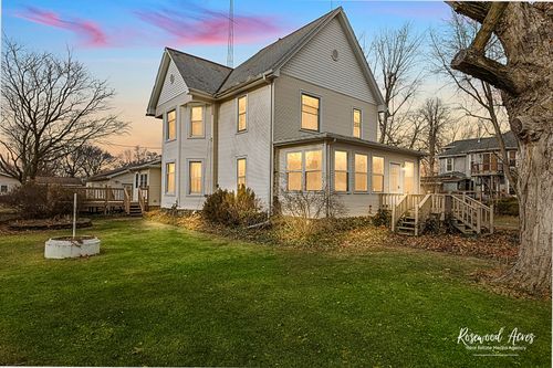 123 E Park St, Chebanse, IL, 60922-2069 | Card Image