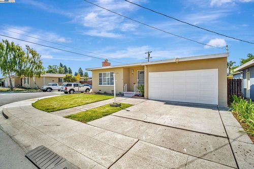 19461 Royal Ave, San Lorenzo, CA, 94541-3647 | Card Image