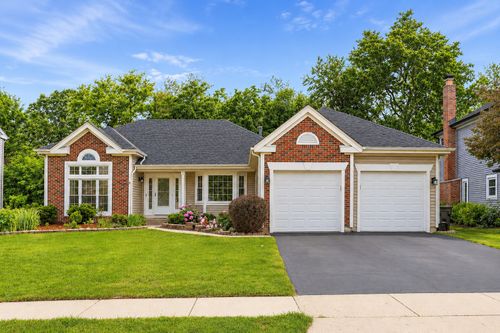 4310 Forest Glen Dr, Hoffman Estates, IL, 60192-5600 | Card Image