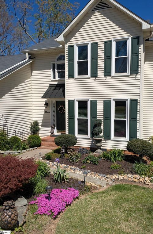 11 Spring View Ln, Taylors, SC, 29687-4058 | Card Image