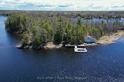 2 Island 40, Port Severn, ON, L0K1S0 | Card Image