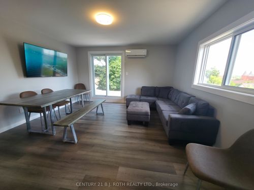 2-82 Albert St N, Orillia, ON, L3V5K5 | Card Image