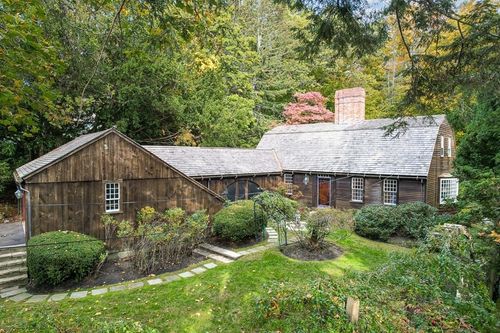 5 Wood Ln, Winchester, MA, 01890-3724 | Card Image