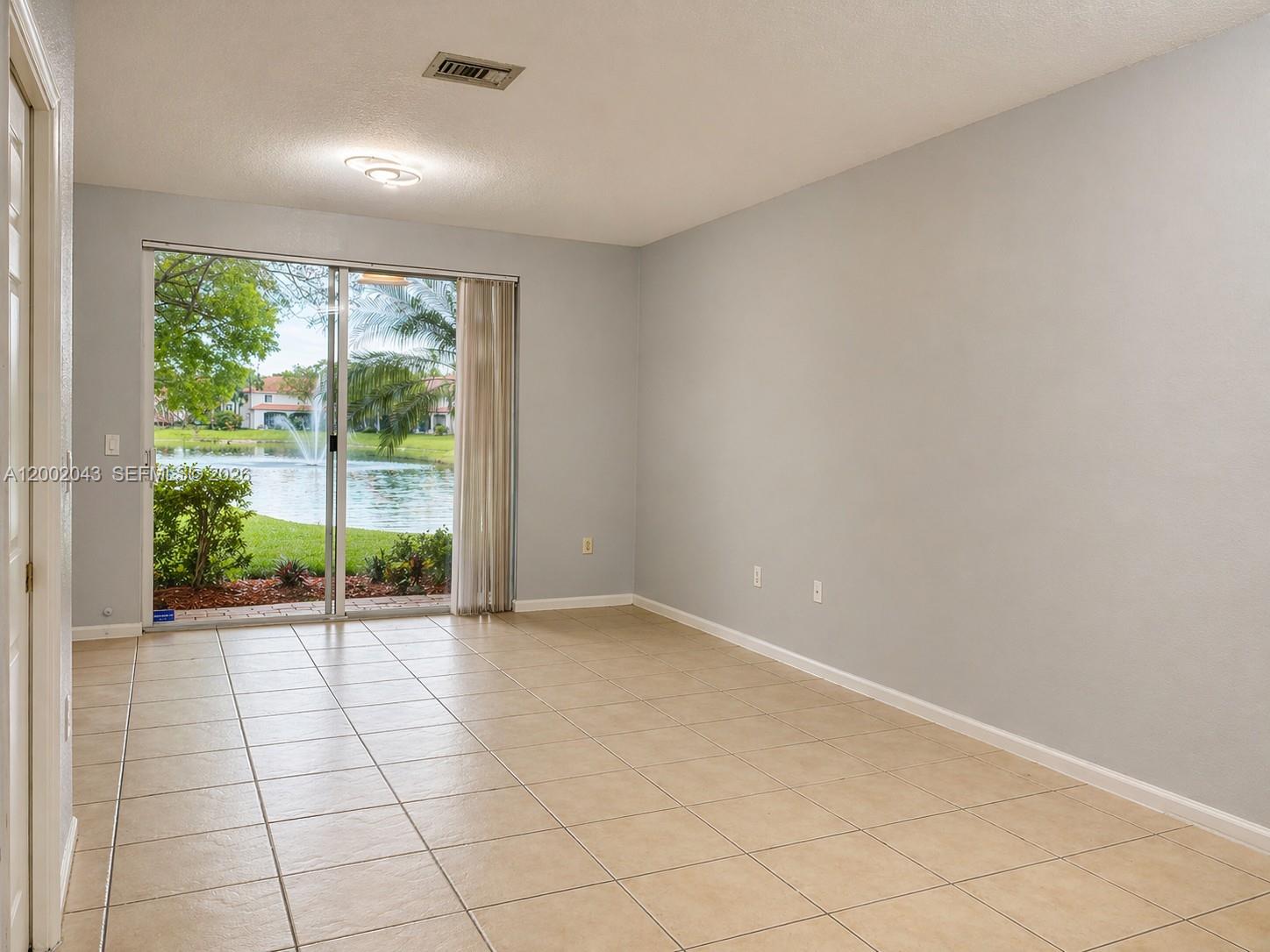 Residential Lease in Miramar 2
