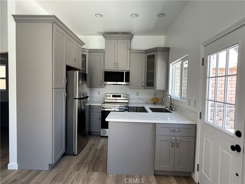 23646 Dune Mear Rd, Lake Forest, CA, 92630-3740 | Card Image