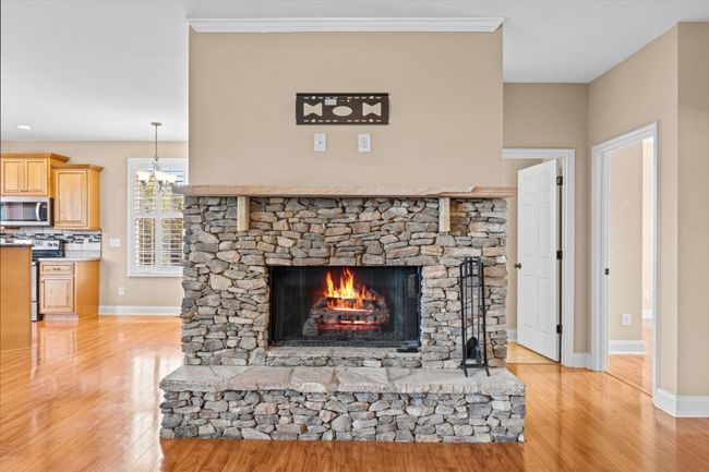 Fireplace | Image 12