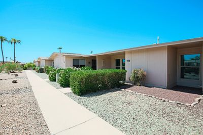 13438 W Desert Glen Drive, Condo with 1 bedrooms, 1 bathrooms and null parking in Sun City West AZ | Image 3