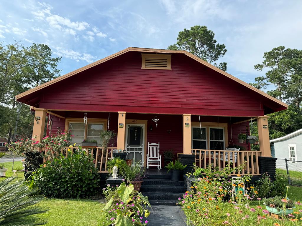 Adair St, Valdosta, GA 31601