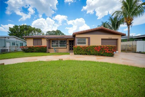 7516 Taft Street, Hollywood, FL, 33024 | Card Image
