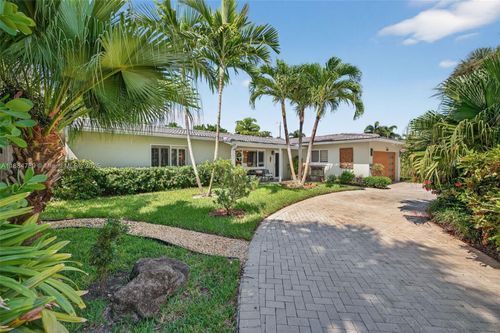 2833 Nw 10th Ave, Wilton Manors, FL, 33311-2201 | Card Image