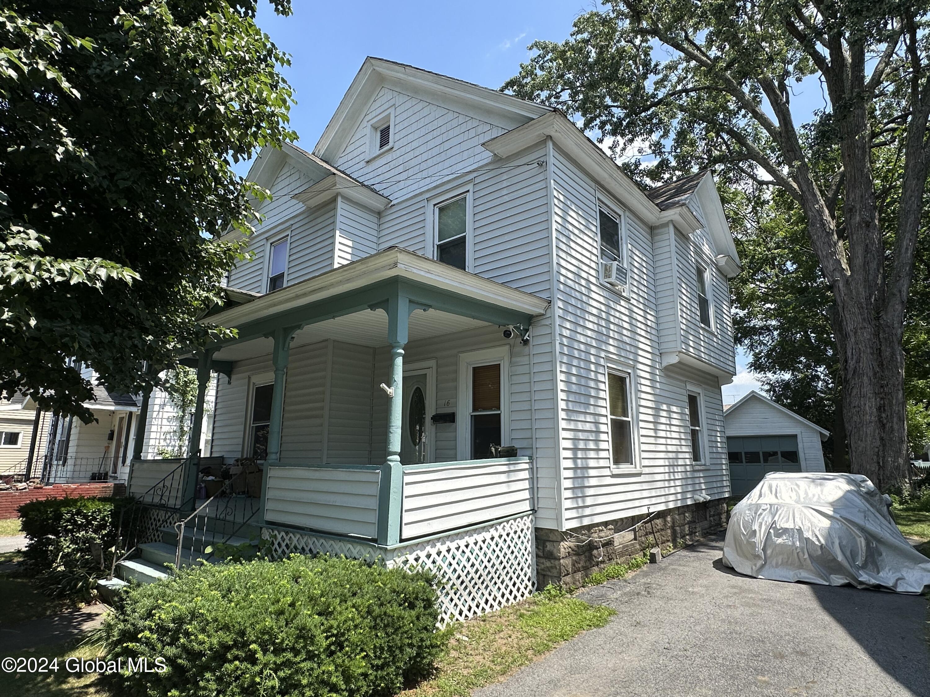 Wilmot St, Glens Falls, NY 12801