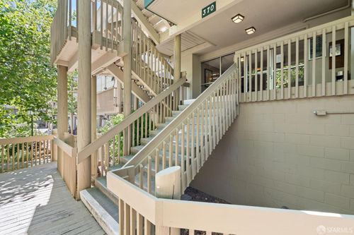 apt-214-370 Imperial Way, Daly City, CA, 94015-2517 | Card Image
