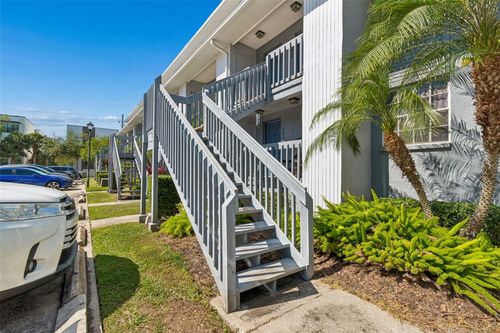 f206-4839 W Mcelroy Ave, TAMPA, FL, 33611-3205 | Card Image