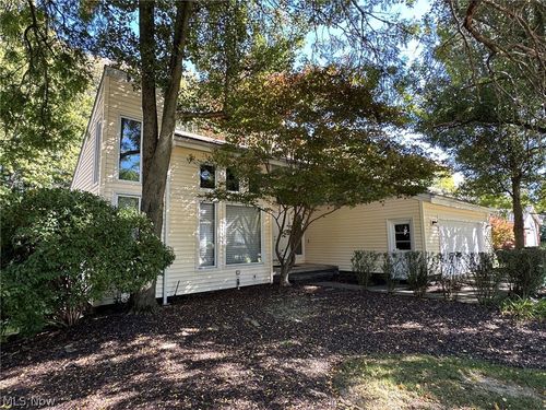 5025 Lansdowne Drive, Solon, OH, 44139 | Card Image