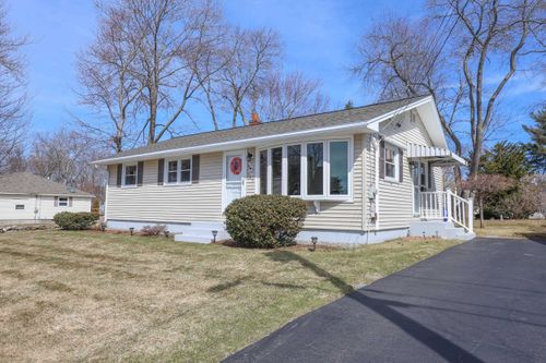 155 Woodbine Ave, Manchester, NH, 03109-4448 | Card Image